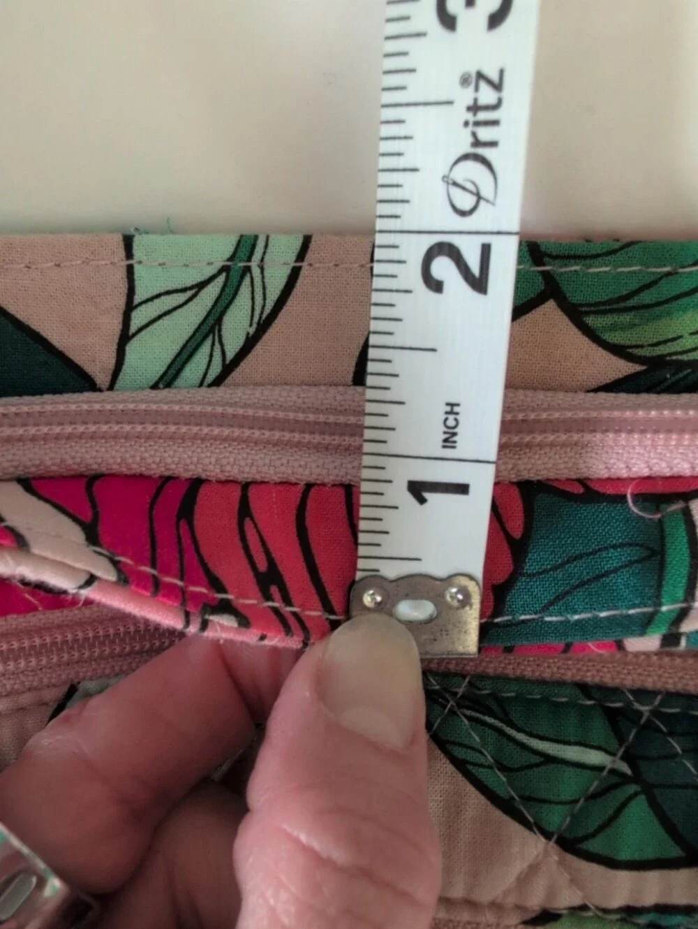 Vera Bradley Crossbody -- Floral Print